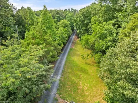 View/Area - 1103 Thayer Rd, Trinity, NC 27370 photo 2 of 9