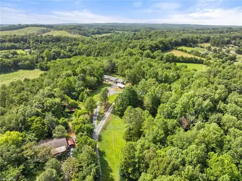 View/Area - 1103 Thayer Rd, Trinity, NC 27370 photo 4 of 9