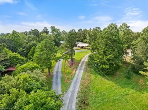 View/Area - 1103 Thayer Rd, Trinity, NC 27370 photo 1 of 9