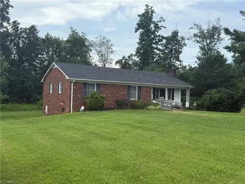 2476 Christian Home Church Rd, Traphill, NC 28685