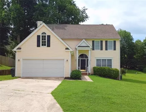 5603 Weston Dr, Greensboro, NC 27407