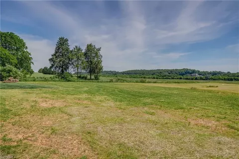 278 Sandpiper Dr, Lexington, NC 27295