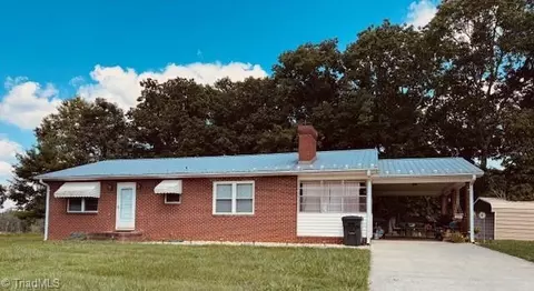 2114 Pilot Westfield Rd, Pilot Mountain, NC 27041