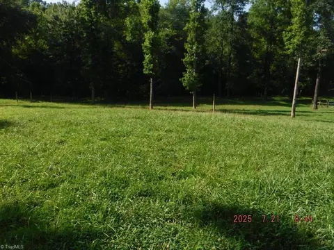 588 Lowe Rd, Madison, NC 27025 photo 23