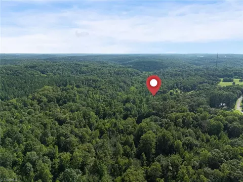 588 Lowe Rd, Madison, NC 27025 photo 16