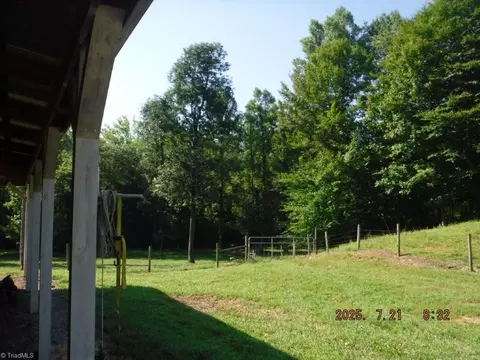 588 Lowe Rd, Madison, NC 27025 photo 29