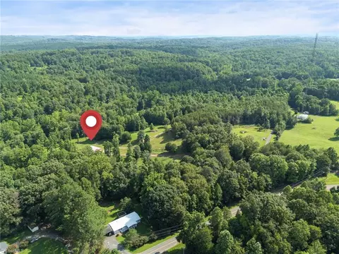 588 Lowe Rd, Madison, NC 27025 photo 13
