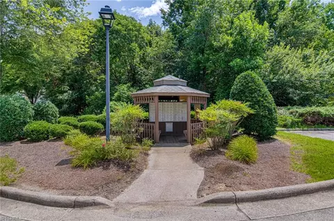2670 Ingleside Dr #2C, High Point, NC 27265 photo 29