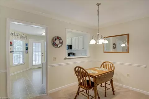 2670 Ingleside Dr #2C, High Point, NC 27265 photo 9
