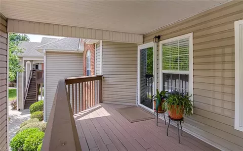 2670 Ingleside Dr #2C, High Point, NC 27265 photo 3