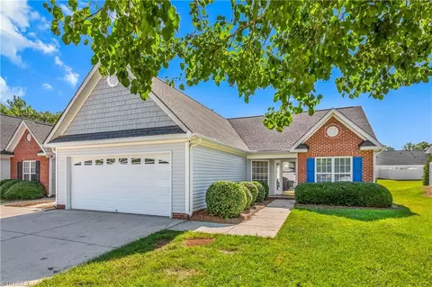 3929 Parkview Ct, Winston Salem, NC 27127
