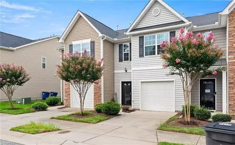 2472 Hartfield Cir, Winston Salem, NC 27103