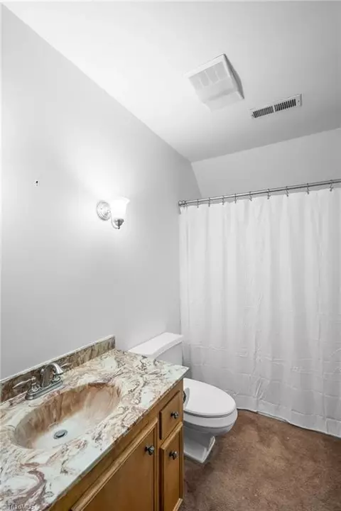 Bath - 304 Cascade Dr, High Point, NC 27265 photo 5 of 5