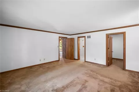 Bedroom - 304 Cascade Dr, High Point, NC 27265 photo 1 of 9