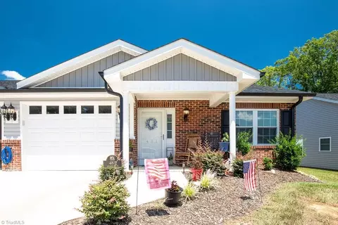 481 Mclarkling Ln, Asheboro, NC 27205