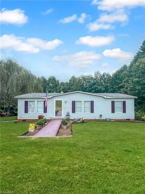 280 Dehart Church Rd, North Wilkesboro, NC 28659