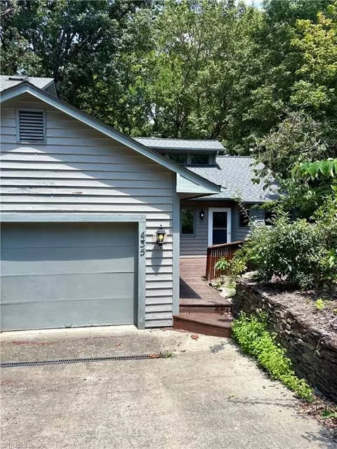 435 Chester Woods Ct, High Point, NC 27262