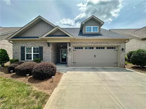 150 Lake Louise Dr, Mocksville, NC 27028