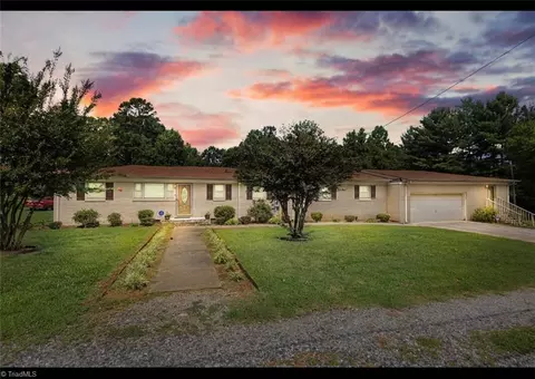 950 Totten Rd, Gibsonville, NC 27249