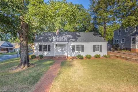 256 Oakhurst Rd, Statesville, NC 28677