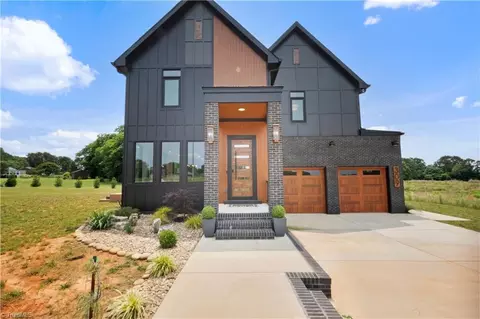 309 Sain Rd, Statesville, NC 28625