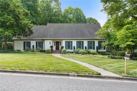 205 Heatherton Way, Winston Salem, NC 27104