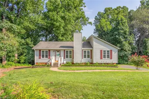 2201 Blue Stone Ln, Winston Salem, NC 27107