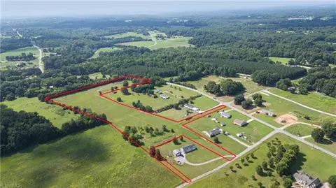 1459 Tyro Rd, Lexington, NC 27295