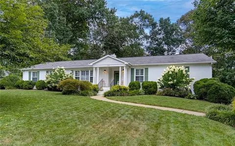 713 Friar Tuck Rd, Winston Salem, NC 27104