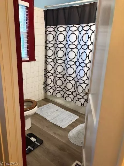 Bath - 719 Forrest St, High Point, NC 27262 photo 1 of 1