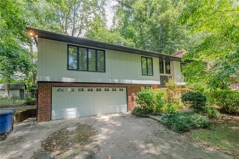 5025 Timbrook Ln, Winston Salem, NC 27103