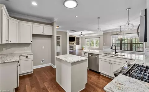 Kitchen - 4006 Steeplegate Dr, Trinity, NC 27370 photo 4 of 4
