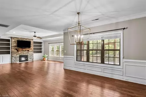 Living - 4006 Steeplegate Dr, Trinity, NC 27370 photo 2 of 7