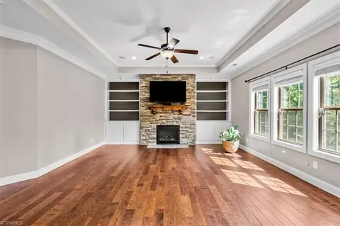 Living - 4006 Steeplegate Dr, Trinity, NC 27370 photo 3 of 7