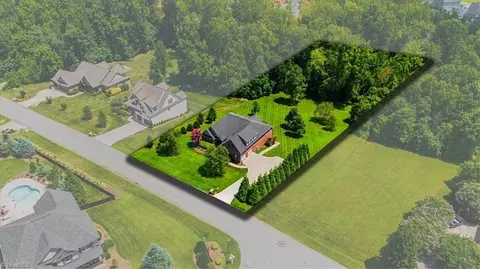 View/Area - 4006 Steeplegate Dr, Trinity, NC 27370 photo 6 of 7