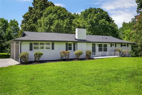 193 Redcoat Ln, Winston Salem, NC 27107