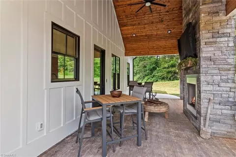 Exterior - 631 Hauser Rd, Pinnacle, NC 27043 photo 2 of 10