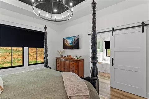 Bedroom - 631 Hauser Rd, Pinnacle, NC 27043 photo 2 of 5