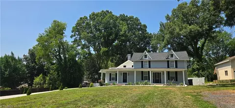 Exterior - 535 Patrick St, Eden, NC 27288 photo 3 of 8