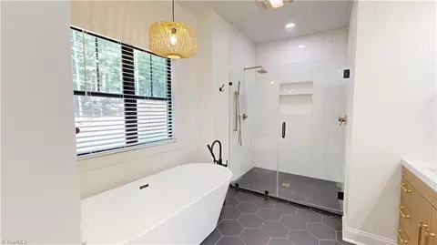 Bath - 377 Mcintosh Dr, Lowgap, NC 27024 photo 2 of 5
