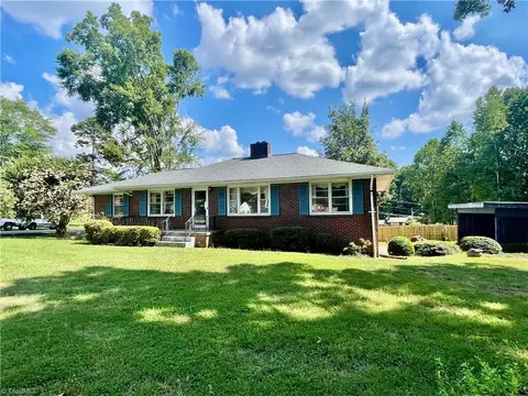 201 Broadview Ave, Lexington, NC 27295
