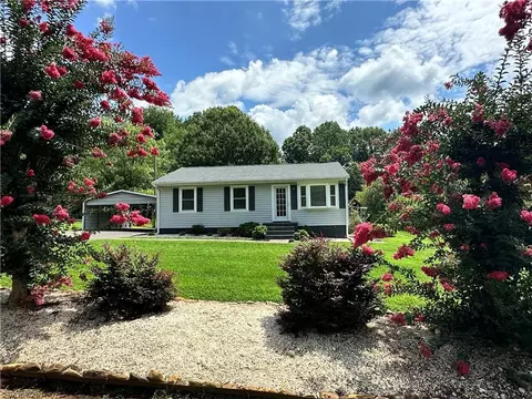 205 Fowler Cir, Dobson, NC 27017