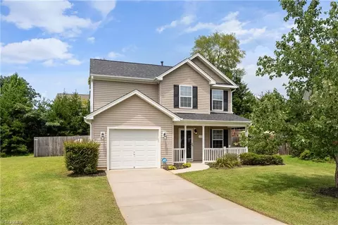 7 Bruin Ct, Greensboro, NC 27405