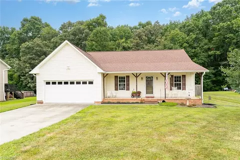 248 Summit Dr, Mocksville, NC 27028