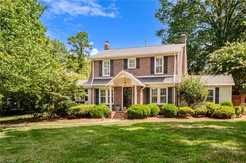 708 Hillcrest Dr, High Point, NC 27262