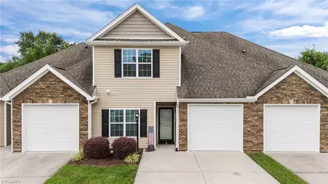 2188 Shady Stone Dr, Winston Salem, NC 27127