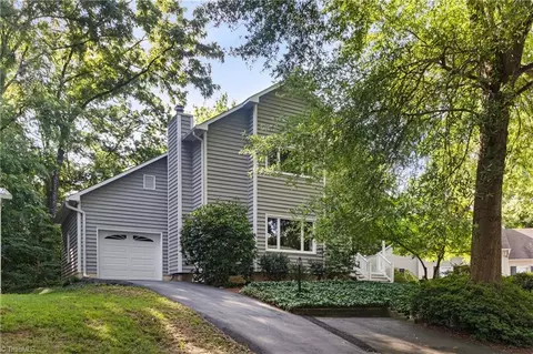 108 Carrisbrooke Ln, Winston Salem, NC 27104