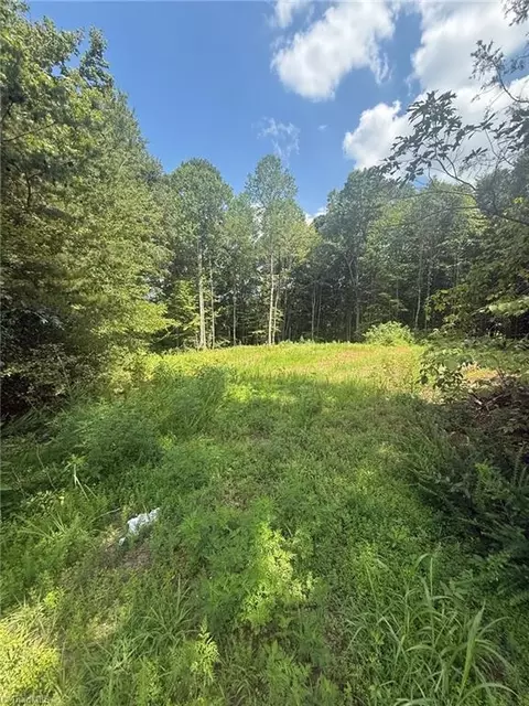 5916 Holder Rd #1013, Clemmons, NC 27012