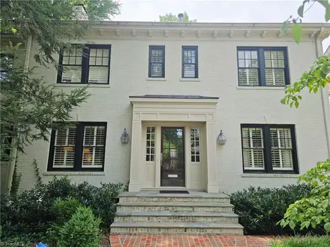 2105 Rolling Rd, Greensboro, NC 27403