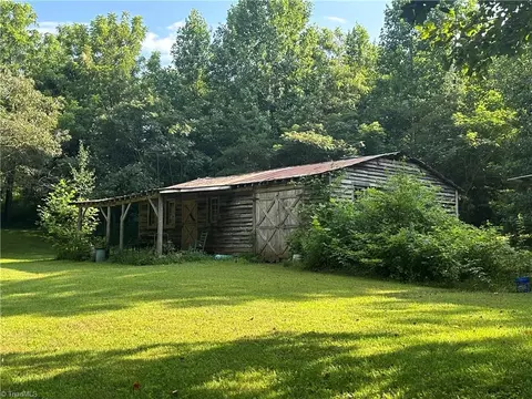 Exterior - 8736 Us Highway 601, Dobson, NC 27017 photo 2 of 11